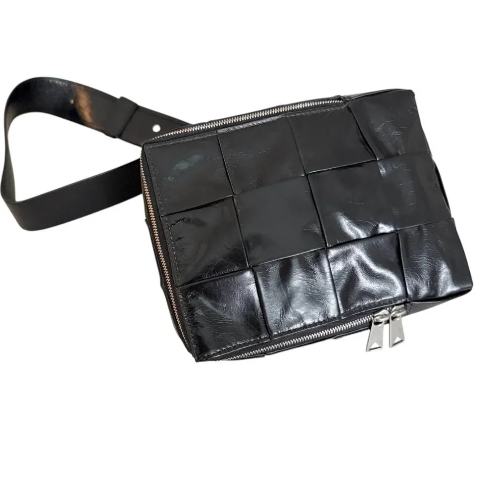 Bottega Veneta Cassette Crossbody Messenger Bag Black Intrecciato Leather NWT